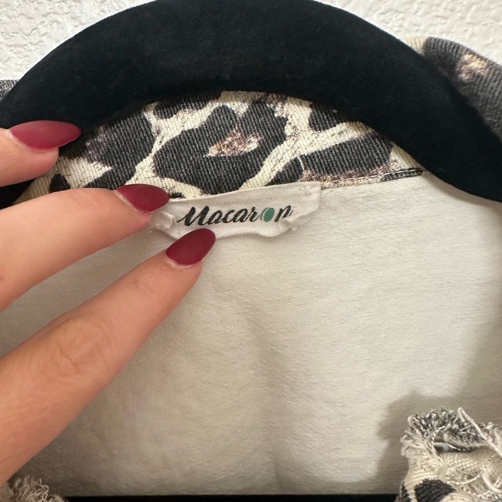 Leopard Print Button Up Women’s Jacket - image 5